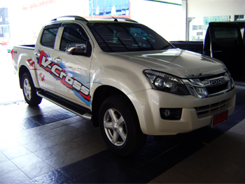 ผลงาน ติดตั้ง ออกแบบเครื่องเสียงติดรถยนต์  ISUZU D-MAX  ALL NEW