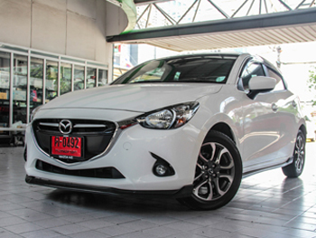 ติดตั้ง กล้องหลัง แบบตรงรุ่น สำหรับ (ALL NEW MAZDA2 SKYACTIV-D)