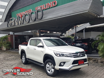 ติดตั้งชุดเครื่องเสียงรถยนต์ และชุดกล้องติดรถยนต์ สำหรับ TOYOTA REVO