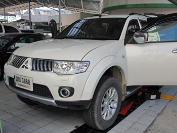 ออกแบบติดตั้งเครื่องเสียงใน MITSUBISHI PAJERO SPORT