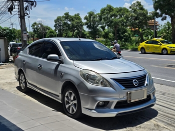 NISSAN ALMERA  ติดตั้ง จอ HINET AUDIO กล้องบันทึก DECAR DRV-D2K