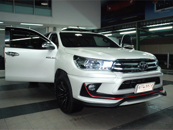 ติดตั้ง เครื่องเสียงรถยนต์ สำหรับ TOYOTA  HILUX REVO