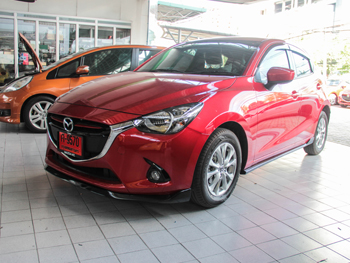 ติดตั้ง กล้องหลัง แบบตรงรุ่น สำหรับ (ALL NEW MAZDA2 SKYACTIV-D)