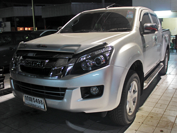 ISUZU D-max ตู้10 นิ้วคู่