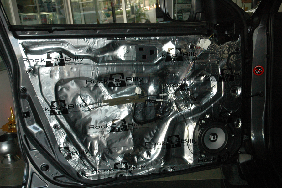 nissan x trail เครื่องเสียง รถยนต์ ลำโพง bassbox
