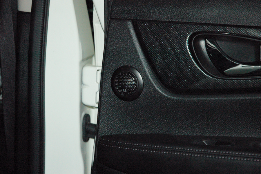 nissan x trail เครื่องเสียง รถยนต์ จอ ตรงรุ่น ระบบเสียง