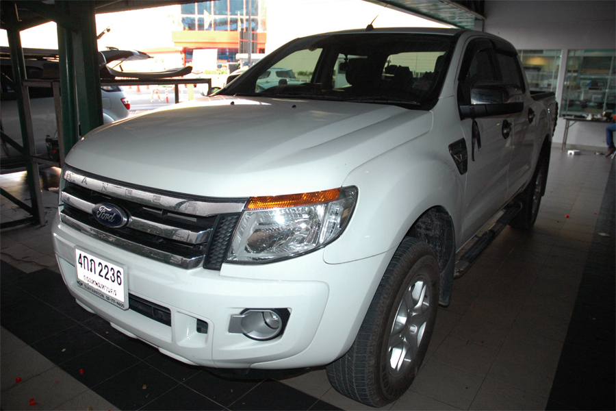 ford ranger เครื่องเสียงรถยนต์ จอ ตรงรุ่น kenwood กล้อง หน้า หลัง