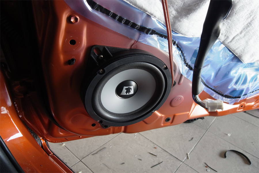 toyota yaris จอ ตรงรุ่น ลำโพง กล้องหลัง