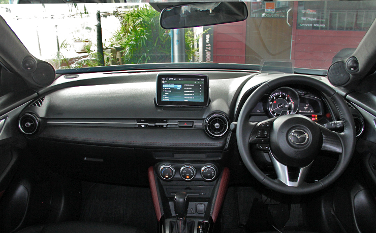 ติดตั้งเครื่องเสียงรถยนต์ Mazda CX-3 ดิจิตอลทีวี ชุดกล้อง 360 องศา เปลี่ยนลำโพง ตู้ Subwoofer เพาเวอร์แอมป์