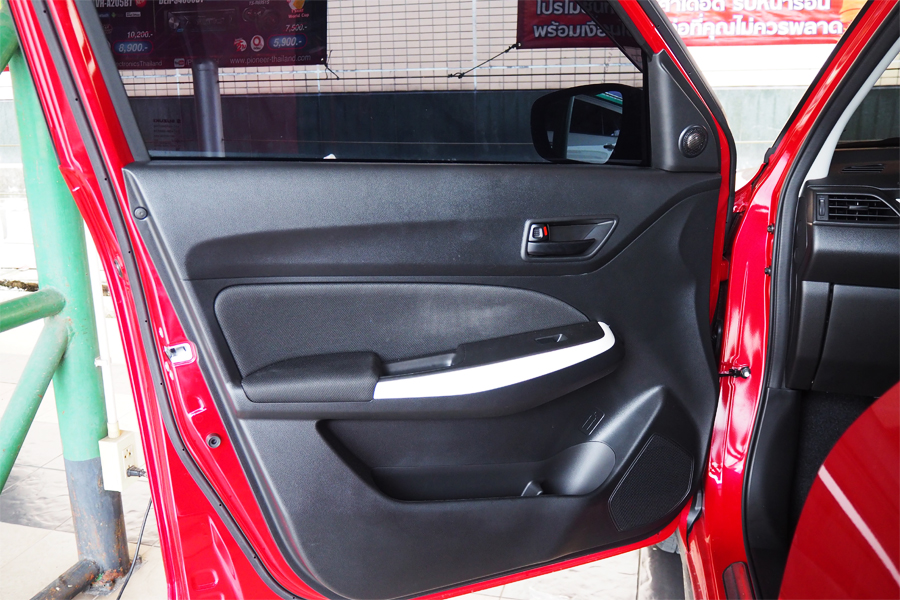 suzuki swift จอ ตรงรุ่น กล้องมองหลัง ชุดลำโพง 