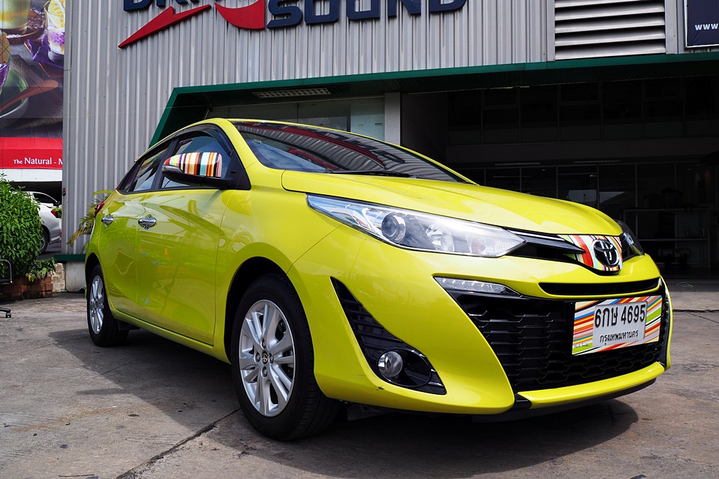 toyota yaris จอ ตรงรุ่น กล้องหลัง ลำโพง