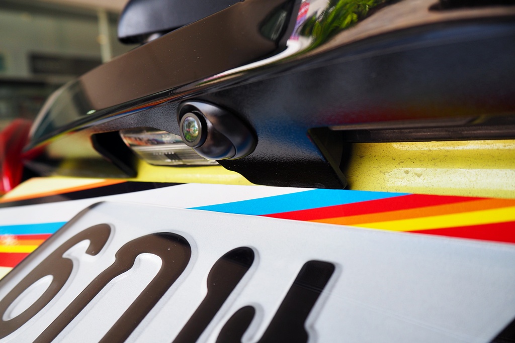 toyota yaris จอ ตรงรุ่น กล้องหลัง ลำโพง