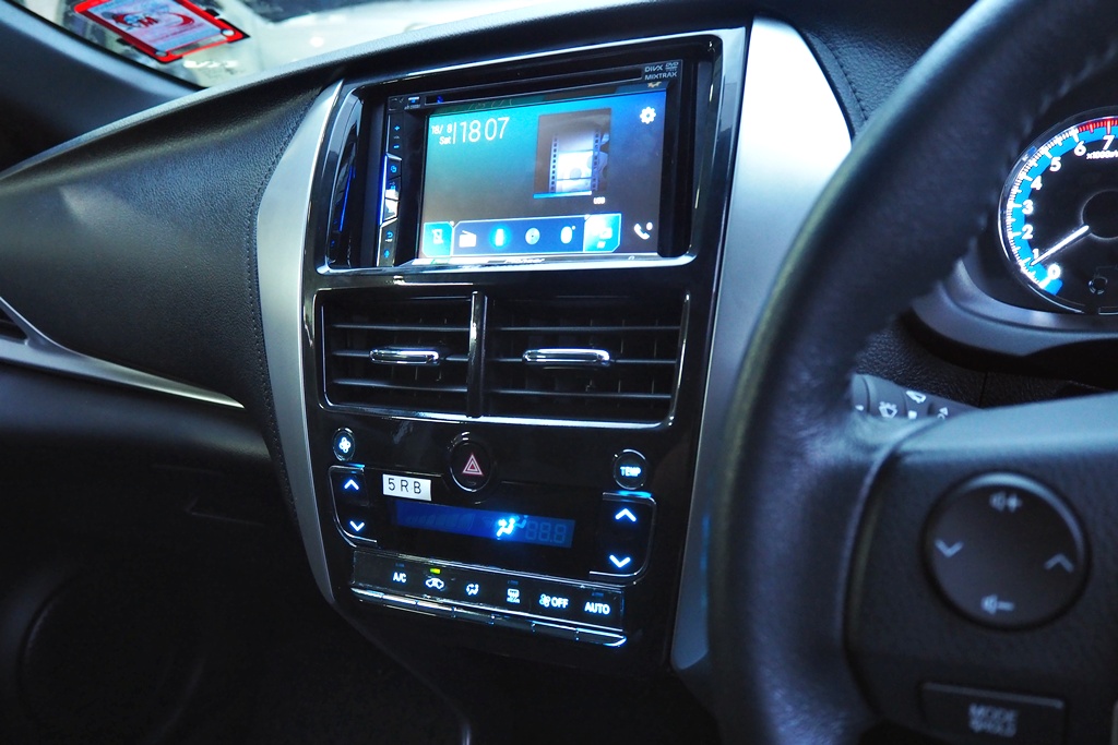 toyota yaris จอ ตรงรุ่น กล้องหลัง 