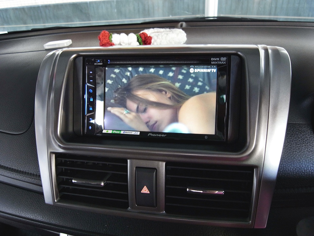 toyota yaris จอ ตรงรุ่น กล้อง หน้า หลัง