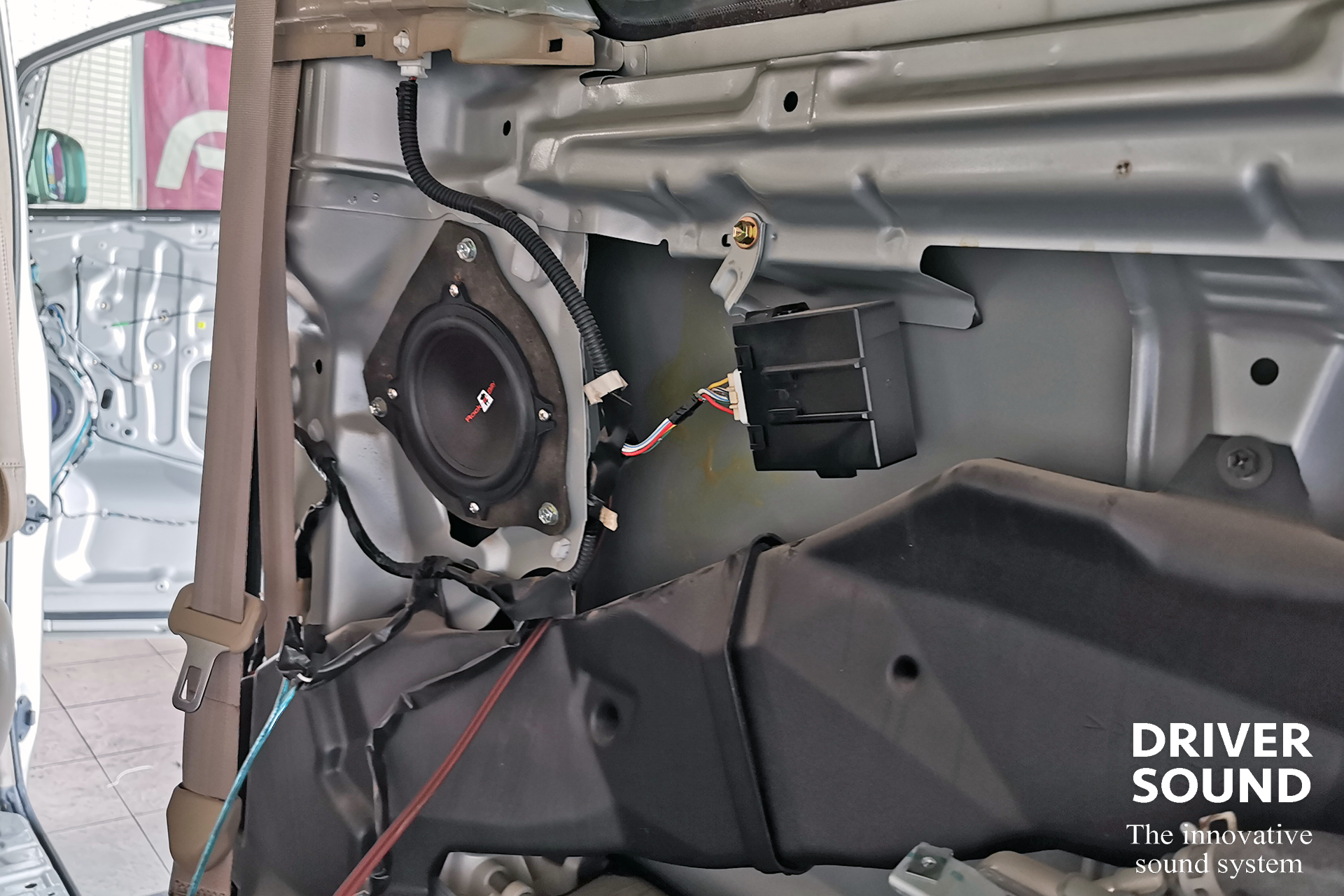 toyota alphard จอ ตรงรุ่น ระบบเสียง เครื่องเสียง กล้อง