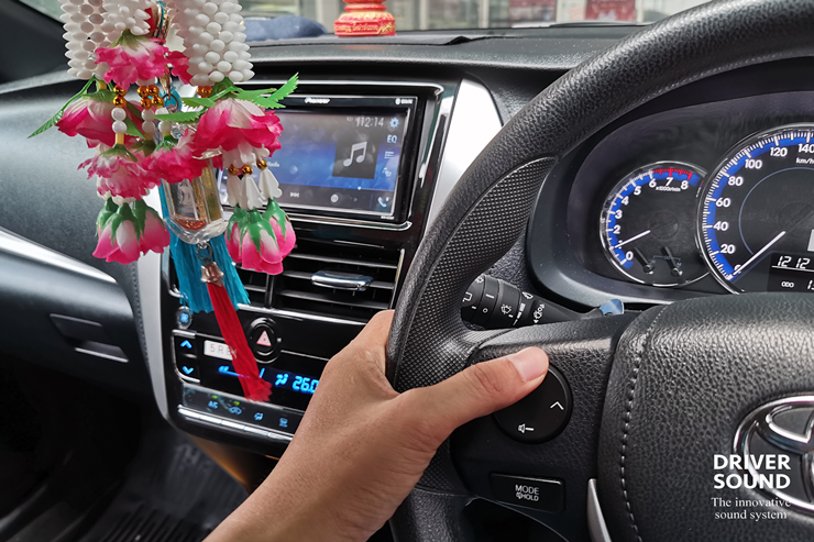 toyota yaris  จอ ตรงรุ่น กล้องหลัง ลำโพง bassbox