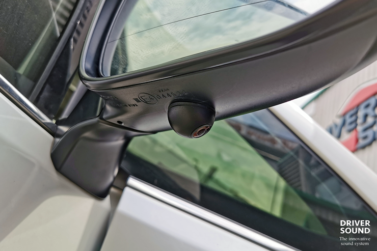 toyota alphard กล้องรอบคัน 360