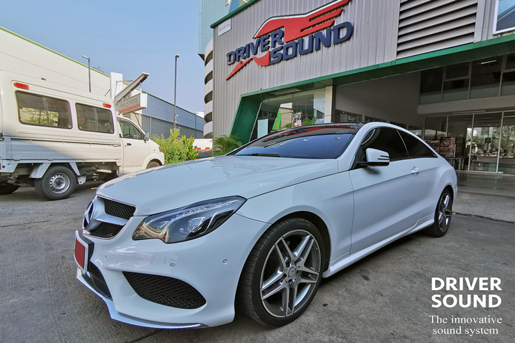 benz w207 จอเดิม เพิ่ม กล้องมองหลัง