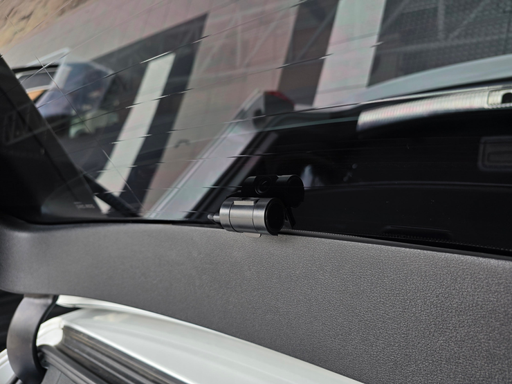 AUDI A4  FINEVU GX4K  ติดตั้งกล้องบันทึก ติดตั้งกล้องรถรังสิต กล้องติดรถยนต์4K  ติดตั้งกล้องรถไม่ตัดต่อ