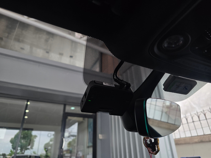 AUDI A4  FINEVU GX4K  ติดตั้งกล้องบันทึก ติดตั้งกล้องรถรังสิต กล้องติดรถยนต์4K  ติดตั้งกล้องรถไม่ตัดต่อ