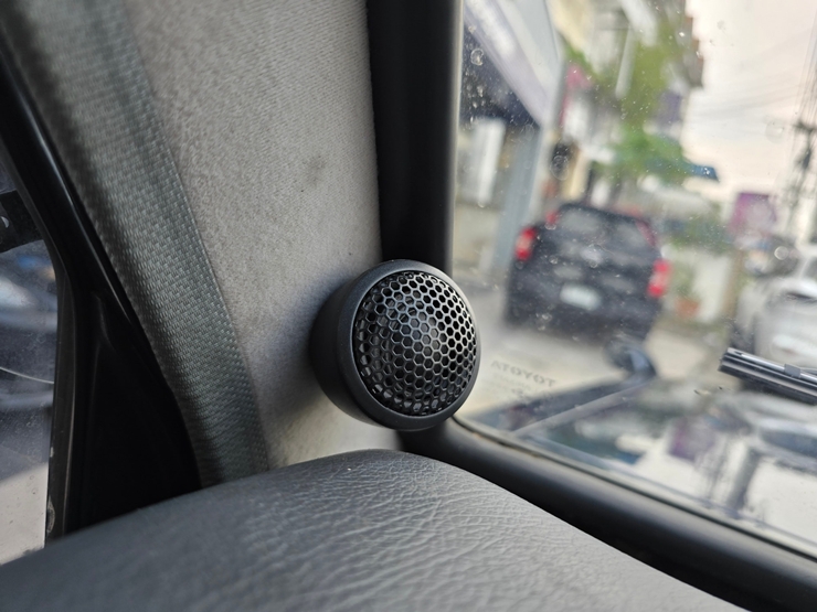 ติดตั้ง เครื่องเสียง รถยนต์ สำหรับ TOYOTA LAND CRUISER PRADO