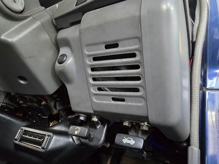 ติดตั้ง เครื่องเสียง รถยนต์ สำหรับ TOYOTA LAND CRUISER PRADO