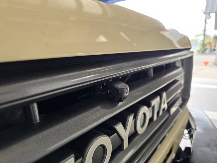 LAND CRUISER 70 เครื่องเสียง จอ กล้อง