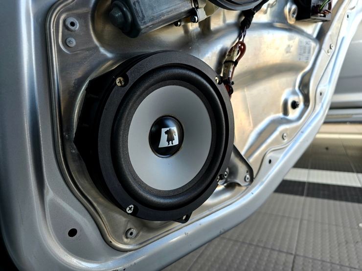 BENZ CLS_CLASS เปลี่ยนชุดลำโพง ติดตั้งตรงรุ่นสำหรับ CLS