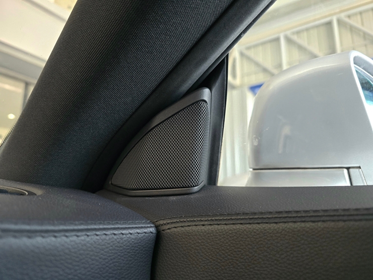 BENZ CLS_CLASS เปลี่ยนชุดลำโพง ติดตั้งตรงรุ่นสำหรับ CLS