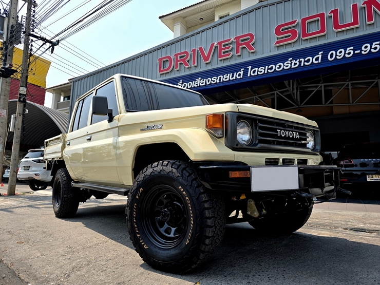 LAND CRUISER 70 เครื่องเสียง จอ กล้อง