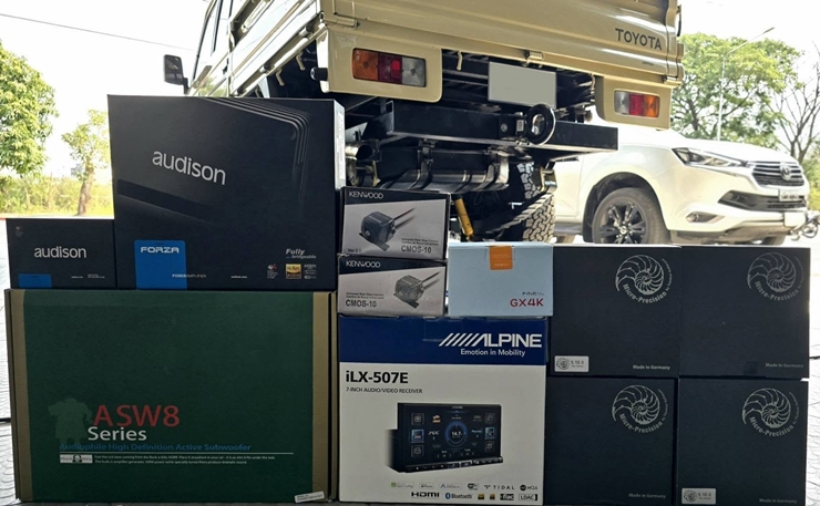 LAND CRUISER 70 เครื่องเสียง จอ กล้อง