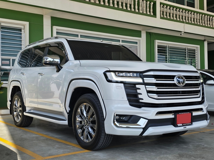 ติดตั้งกล้องบันทึกใน TOYOTA LAND_CRUISER LC300