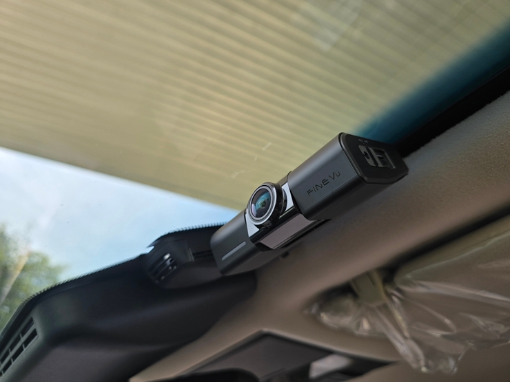 ติดตั้งกล้องบันทึกใน TOYOTA LAND_CRUISER LC300