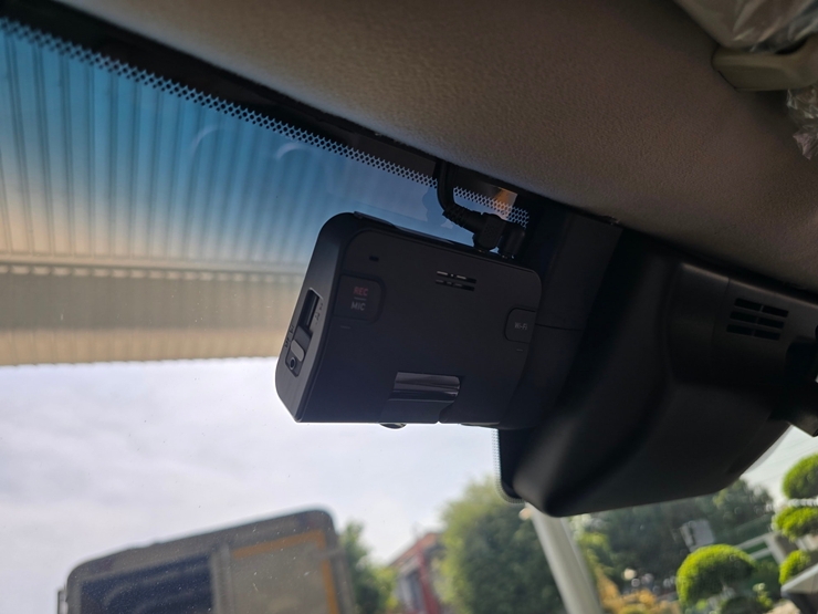 ติดตั้งกล้องบันทึกใน TOYOTA LAND_CRUISER LC300