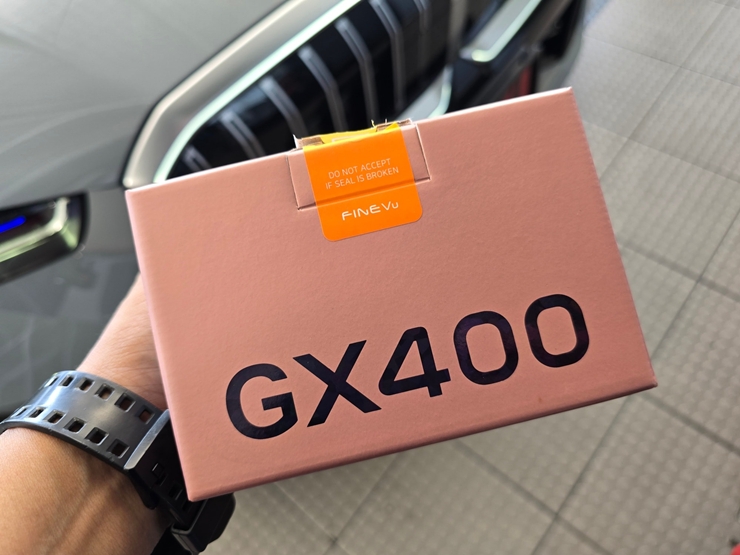 BMW SERIES 5 G60 2  ติดตั้งกล้องบันทึก ตรงรุ่น ไม่ตัดต่อ