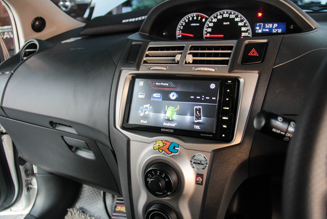 TOYOTA YARIS club kenwood ddx616wbt ติดตั้ง ร้าน