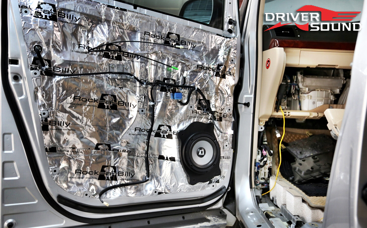 toyota alphard เครื่องเสียง รถยนต์