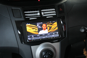 toyota yaris จอ ตรงรุ่น ตึตู้ ระบบเสียง