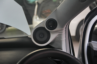 toyota yaris จอ ตรงรุ่น ตึตู้ ระบบเสียง