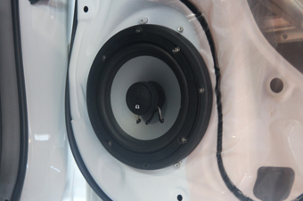 toyota yaris จอ ตรงรุ่น ตึตู้ ระบบเสียง