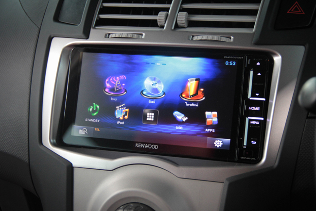 TOYOTA YARIS KENWOOD DNR935WBT 