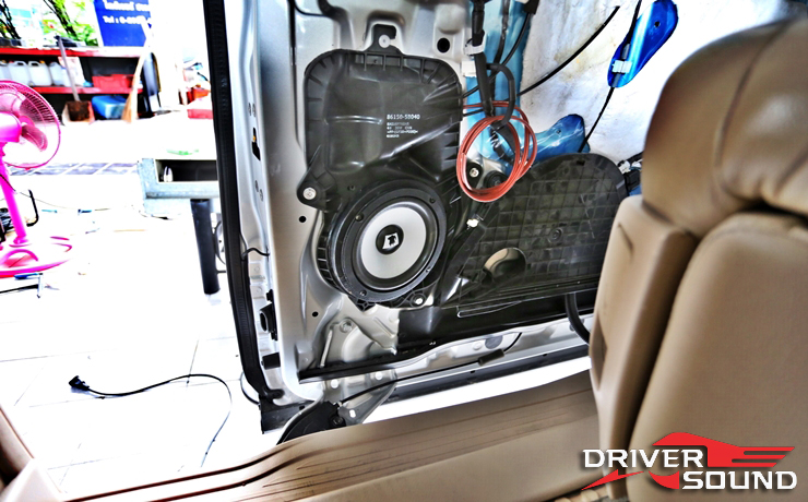 toyota alphard เครื่องเสียง รถยนต์