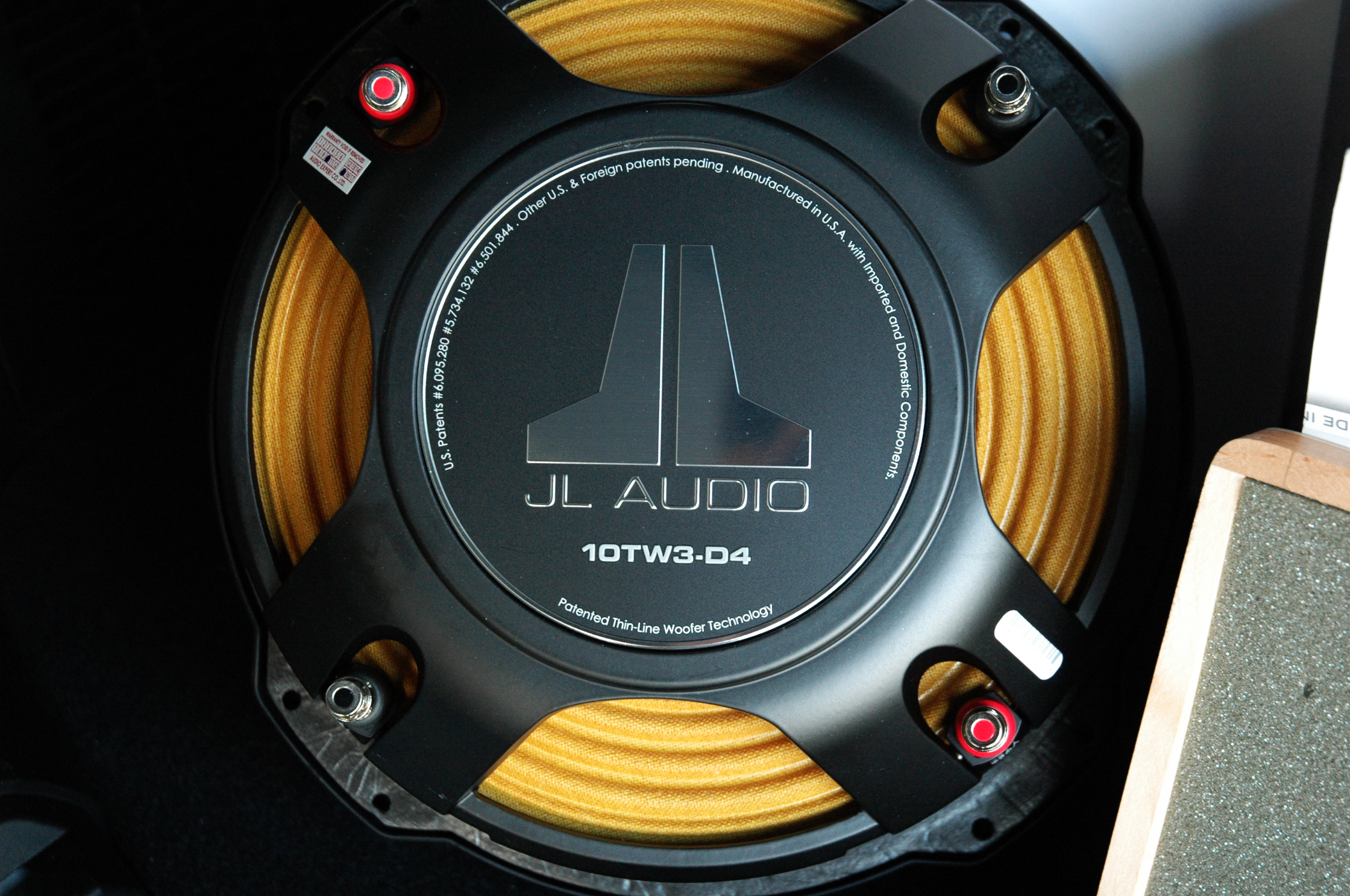 toyota alphard เครื่องเสียง รถยนต์ จอ ตรงรุ่น ระบบเสียง