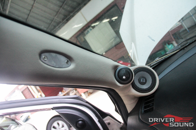 mazda 2 เครื่องเสียง รถยนต์  ลำโพง