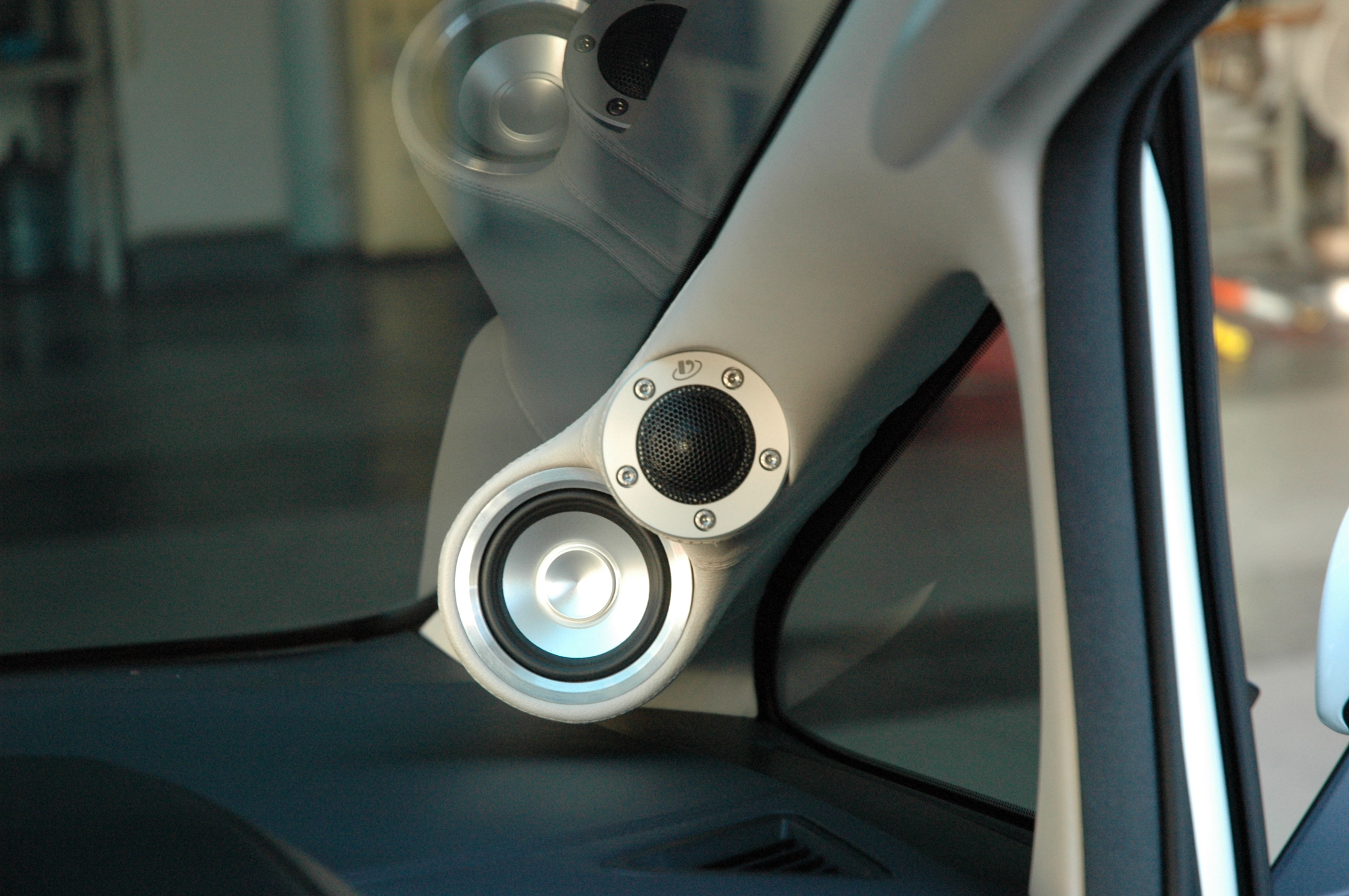 toyota alphard เครื่องเสียง รถยนต์ จอ ตรงรุ่น ระบบเสียง