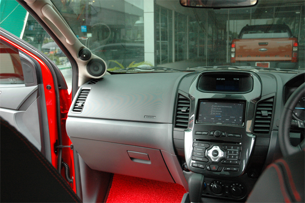 ford ranger จอ ตรงรุ่น kenwood ระบบเสียง  up grade ลำโพง ตู้ซับ