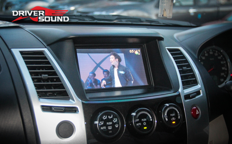MITSUBISHI PAJERO SPORT เครื่องเสียง ดิจิตอล ทีวี ดู tv เคลื่อนที่ จอเพดาน