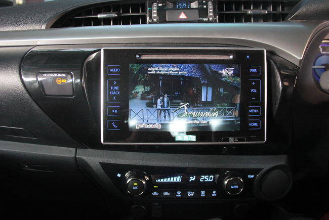 ดิจิตอลทีวี digital tv ดู ใน รถยนต์ TOYOTA HILUX REVO