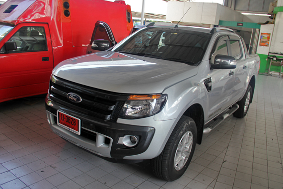 ออกแบบติดตั้งเครื่องเสียงรถยนต์ ใน FORD RANGER