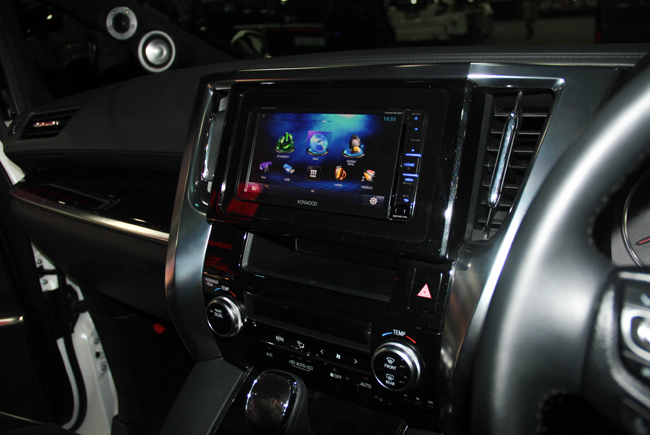 TOYOTA VELLFIRE เครื่องเสียง